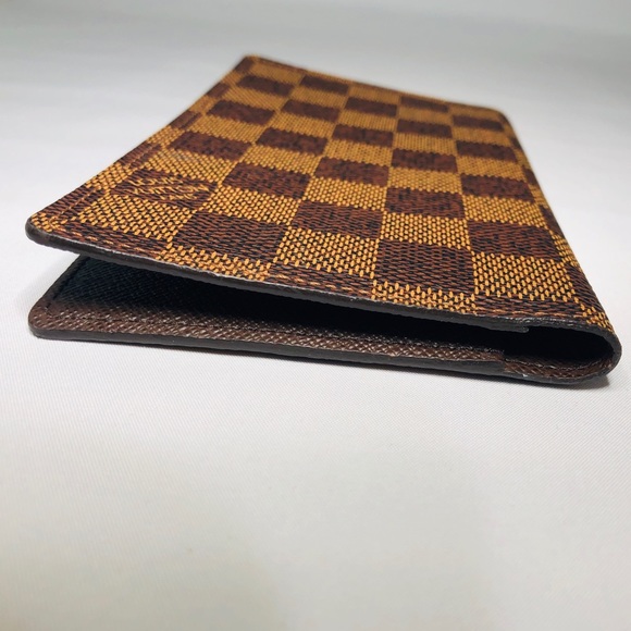 Louis Vuitton Damier Checkbook Wallet (SOLD) - Picture 6 of 8